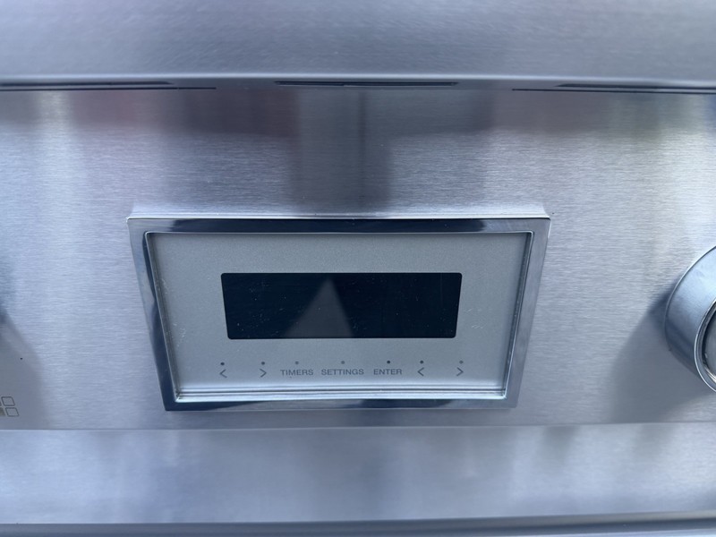 Thermador Range 36” Pro Harmony - Model PRG366WH - All-Gas (120) + Warranty gallery