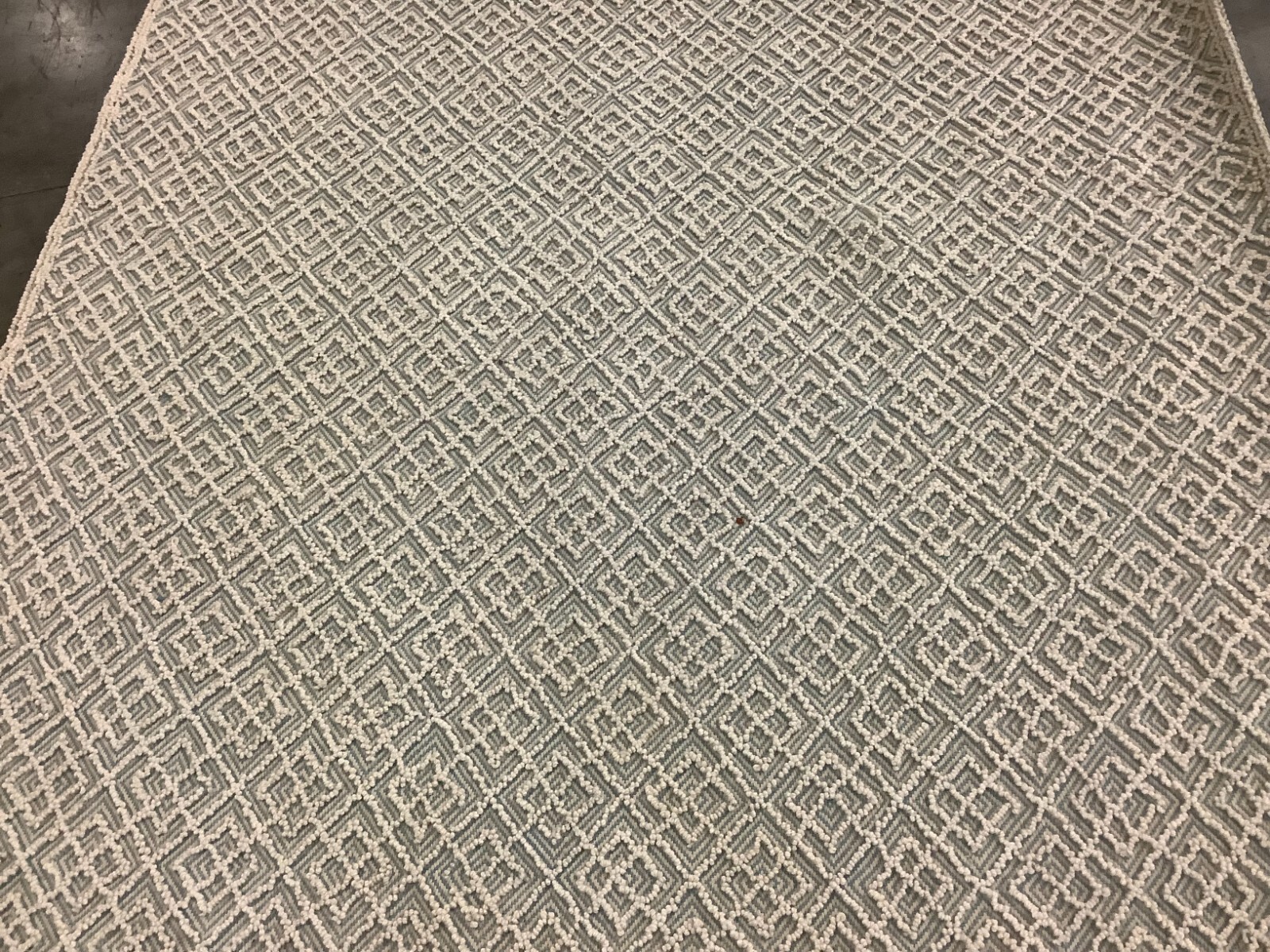IVORY / BLUE 6' X 6' Square Back Stain Rug, Reduced Price 1172667562 TRC224A-6SQ gallery