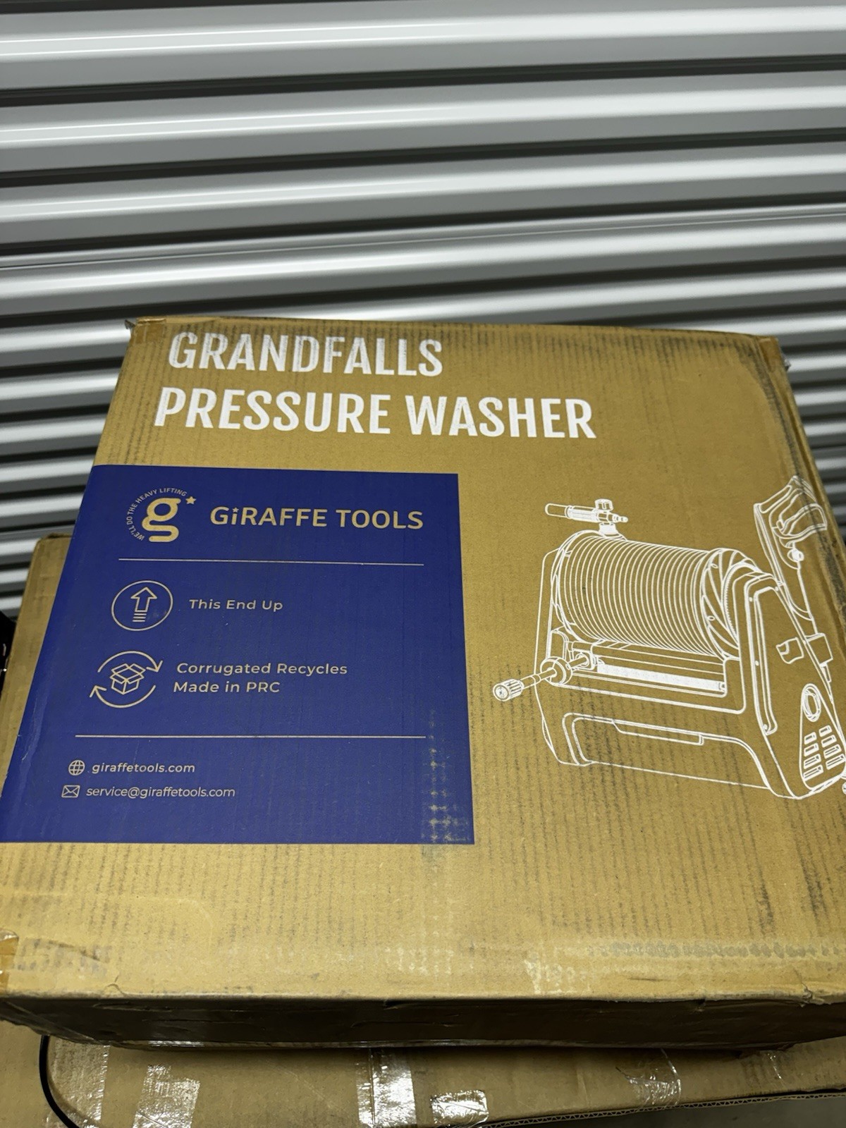 Giraffe Tools Grandfalls Retractable Pressure Washer Pro Wall-Mount Max 3700 PSI gallery