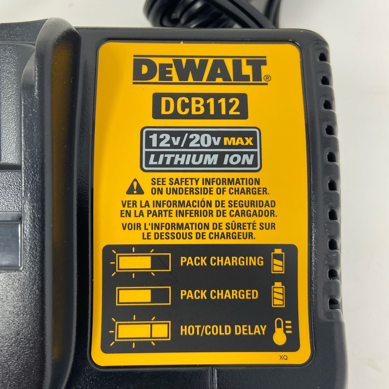 DEWALT DCB1104 12V/20V MAX 4A Battery Charger - Black/Yellow gallery
