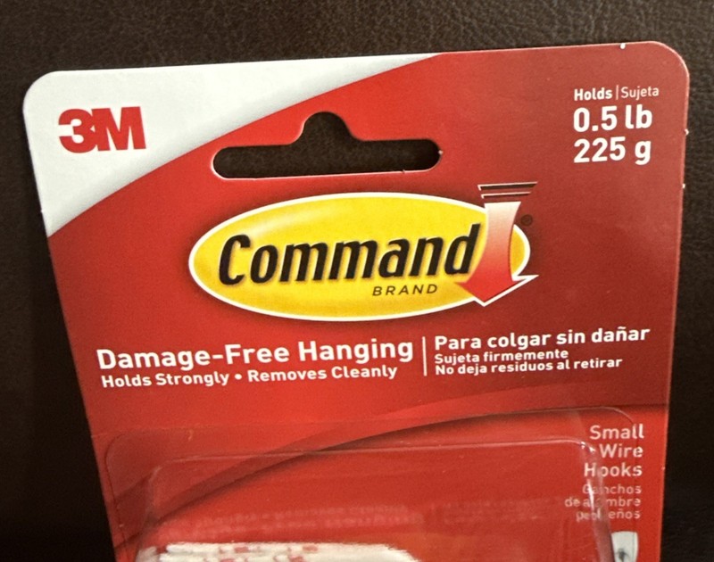 3M Command 9 Small Wire Hooks 12 Adhesive Strips Wall Hanger VALUE PACK 17067 gallery