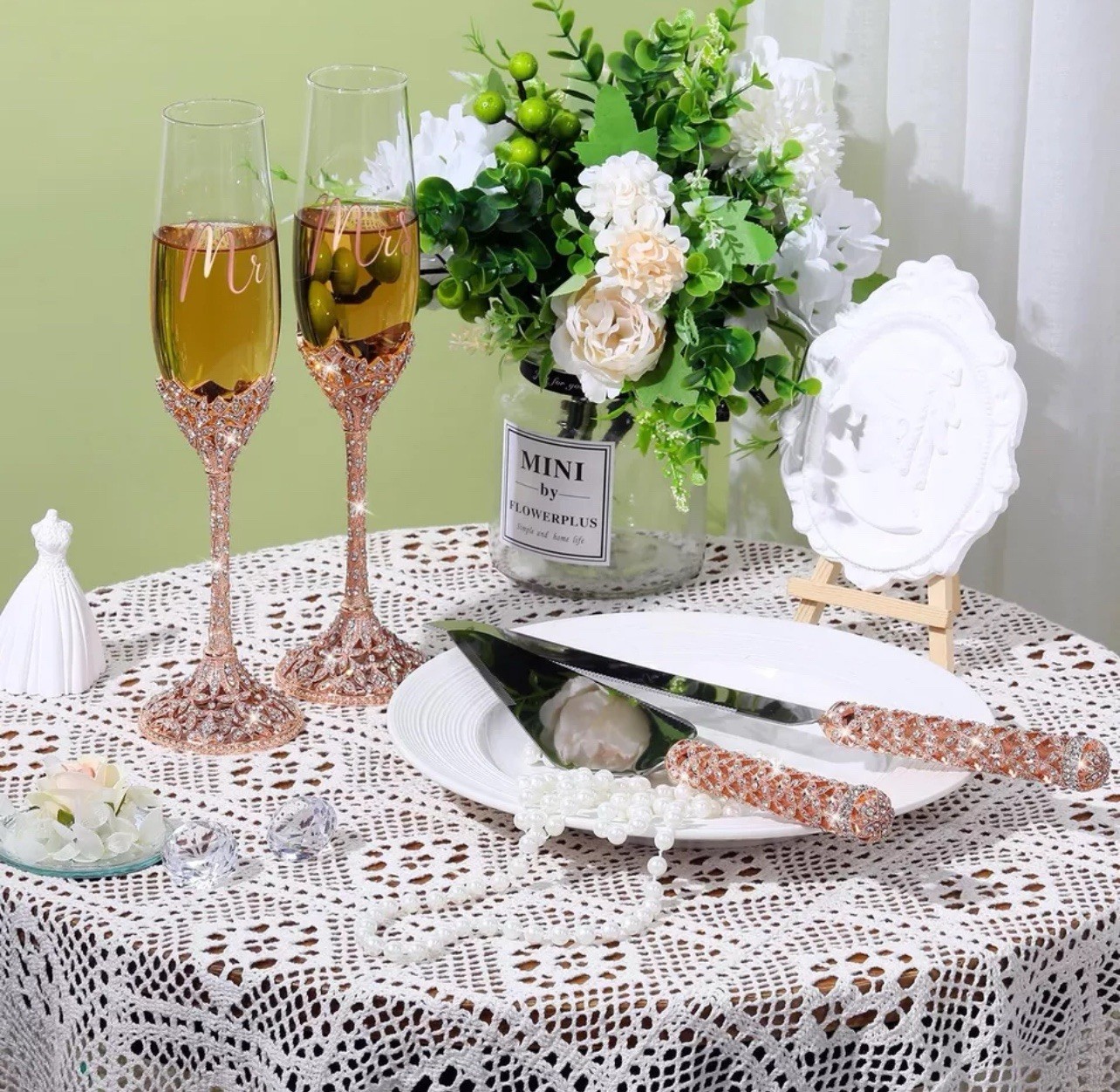 Sratte 4 Pcs Wedding Cake Knife and Champagne Flutes Server Set, Toasting Cry... gallery