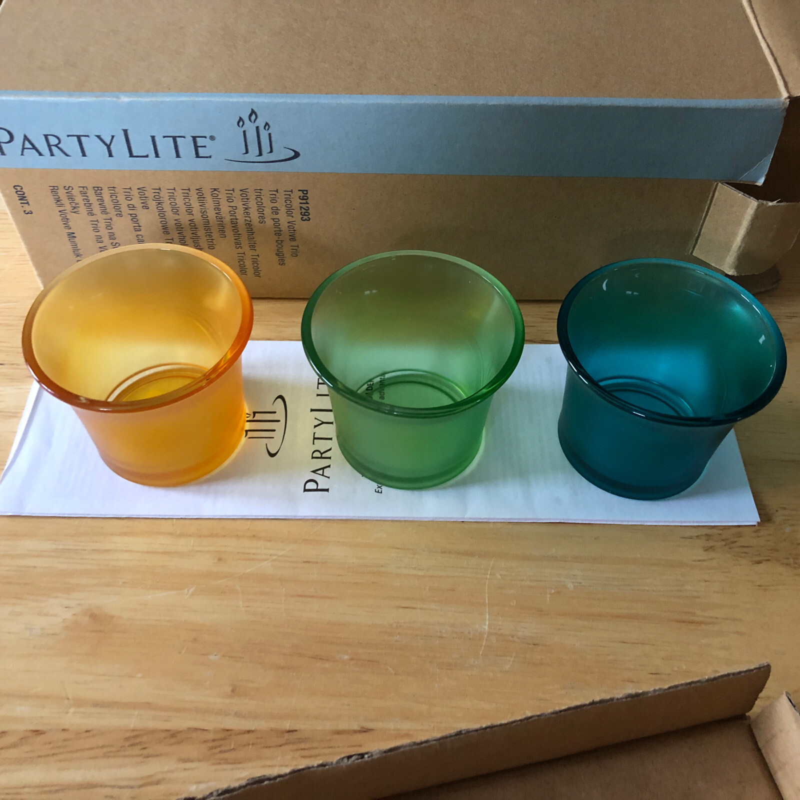 Partylite tricolor votive trio 2012 New in box p91293 gallery