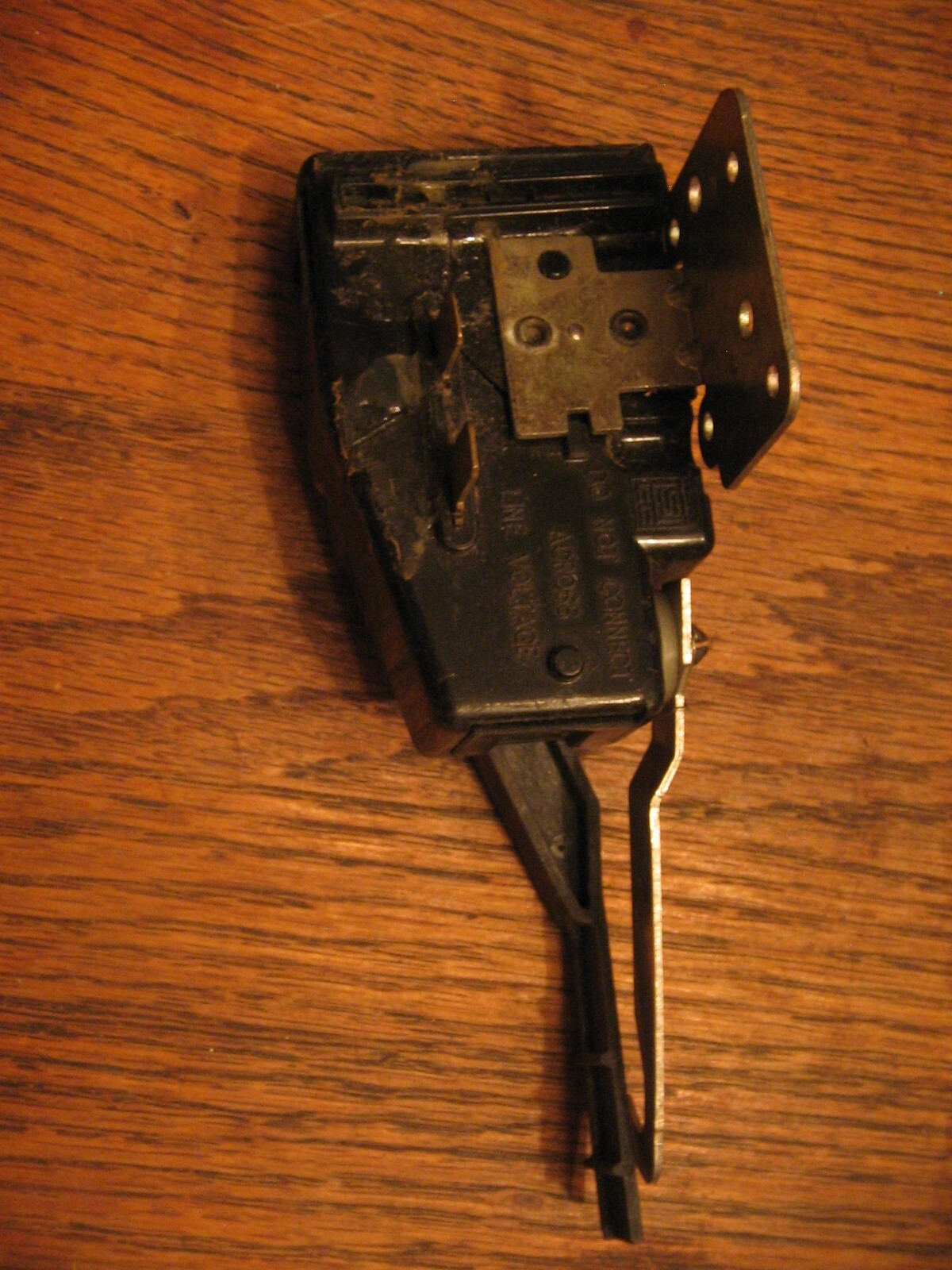 Frigidaire Kenmore Lid Lock Switch Assy. 134101800 3205646 5303306138 gallery