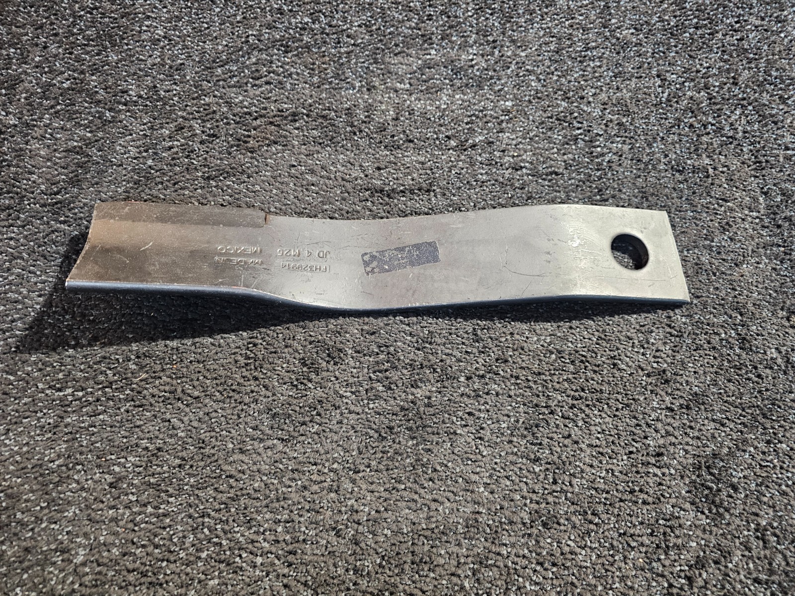 John Deere FH329914 Suction Offset Clockwise Blade For CX15 CX20 E15 FC10R FC15E gallery