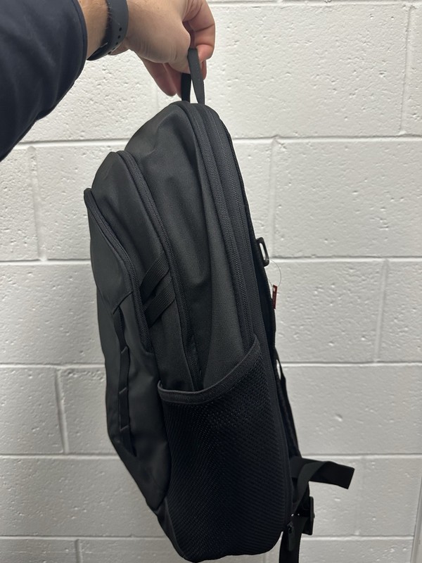  Under Armour Hustle 6.0 Backpack Black  4