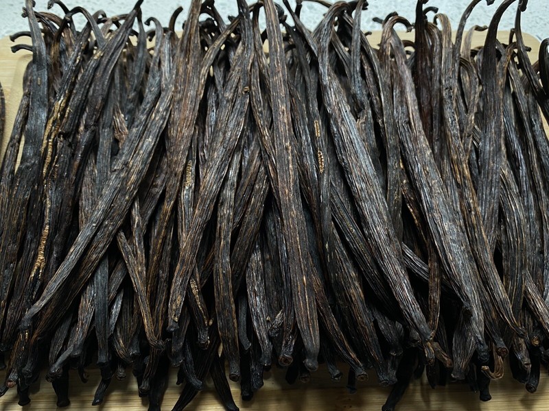1/4lbs Premium Extract Grade Planifolia Bourbon Vanilla Beans - Vanilla Extract gallery