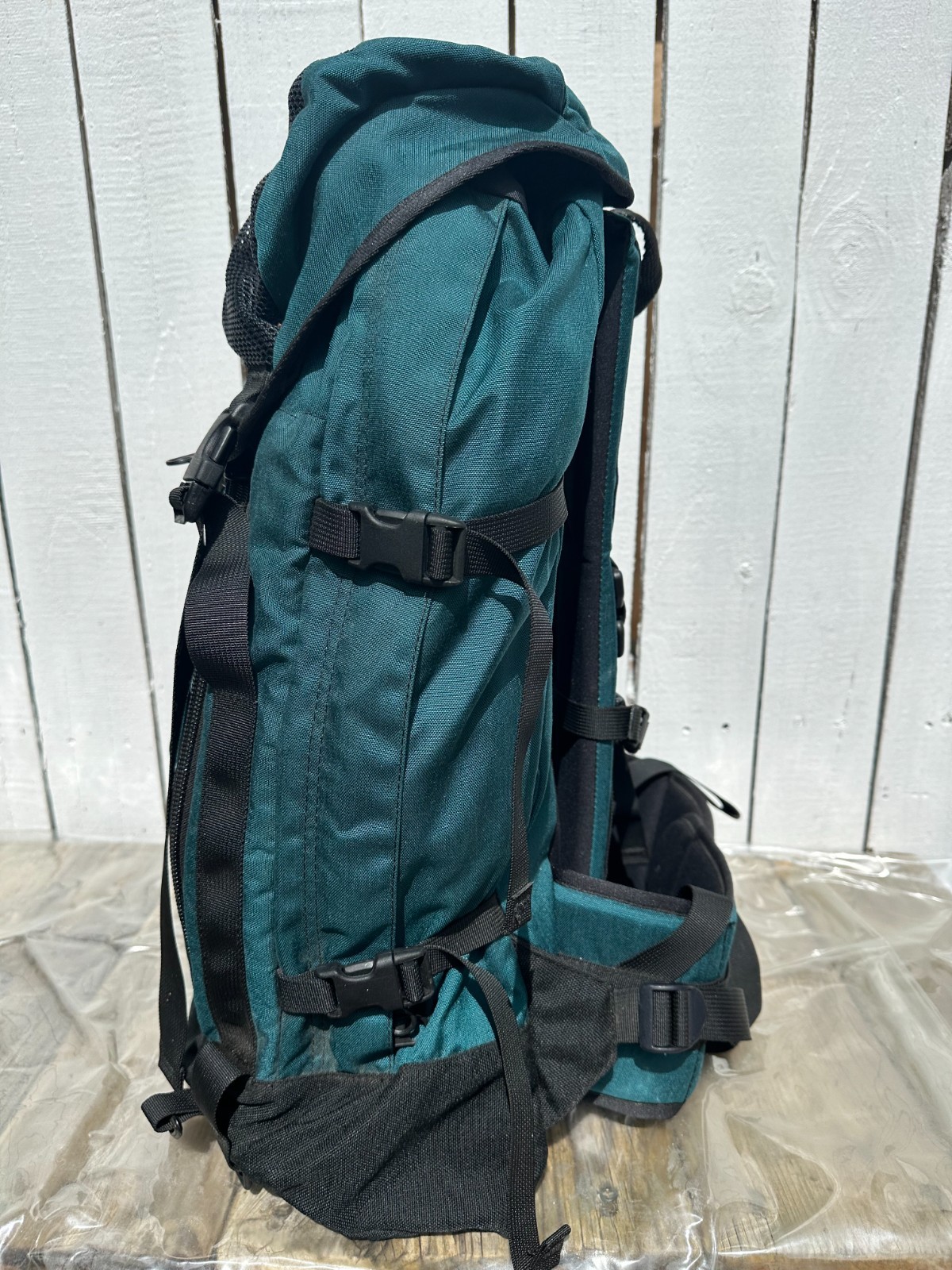 Vtg. 1990's Eagle Creek Backpack  Internal Frame Drawstring Top Load New Unused 3