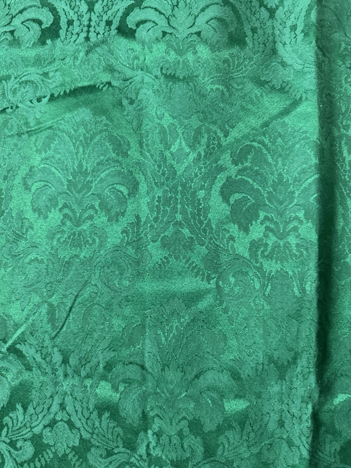Emerald Green Damask Oval Tablecloth 60x84 Floral Scroll Gold Corded Trim Decor gallery