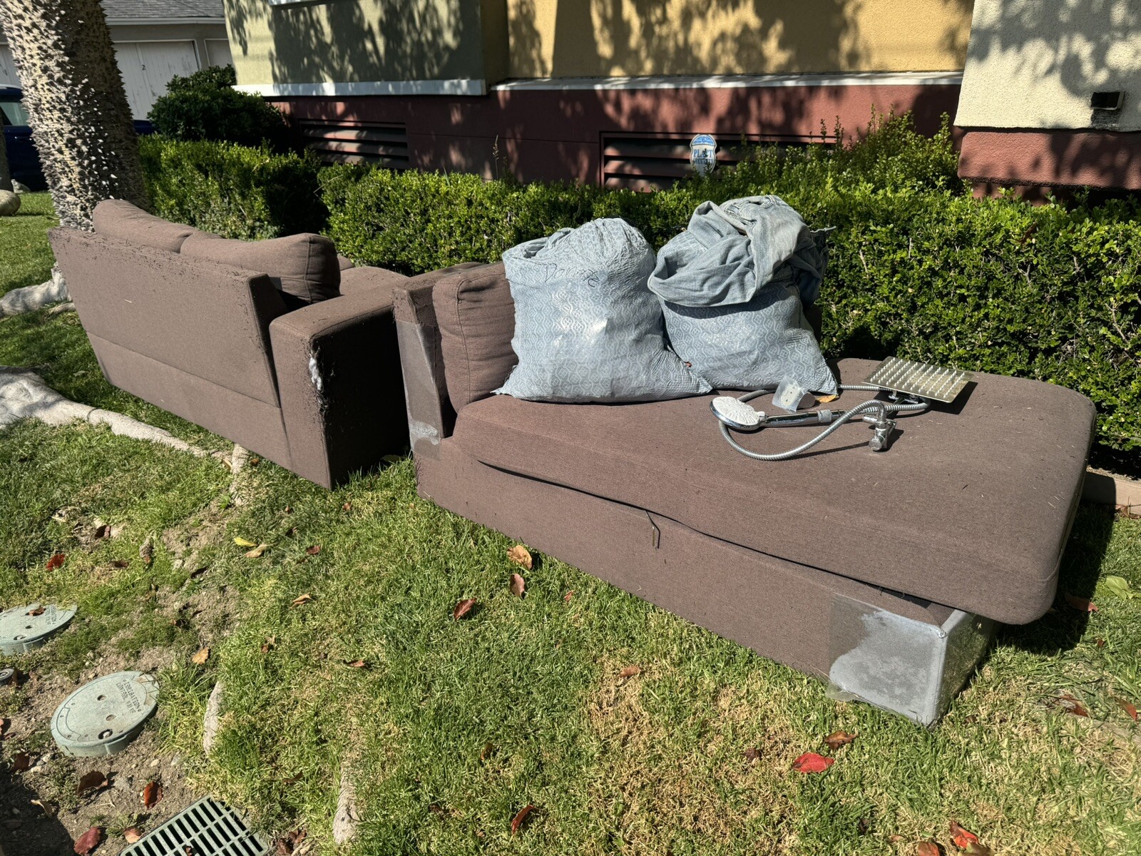 Free Couch For Pick Up gallery