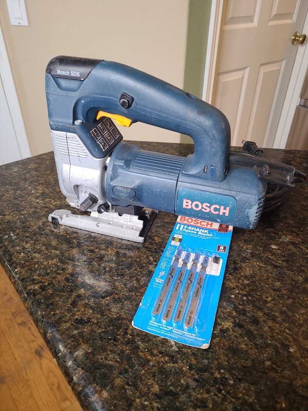 Bosch 120-Volt Variable Speed Top-Handle Corded Jigsaw 1587AVS gallery