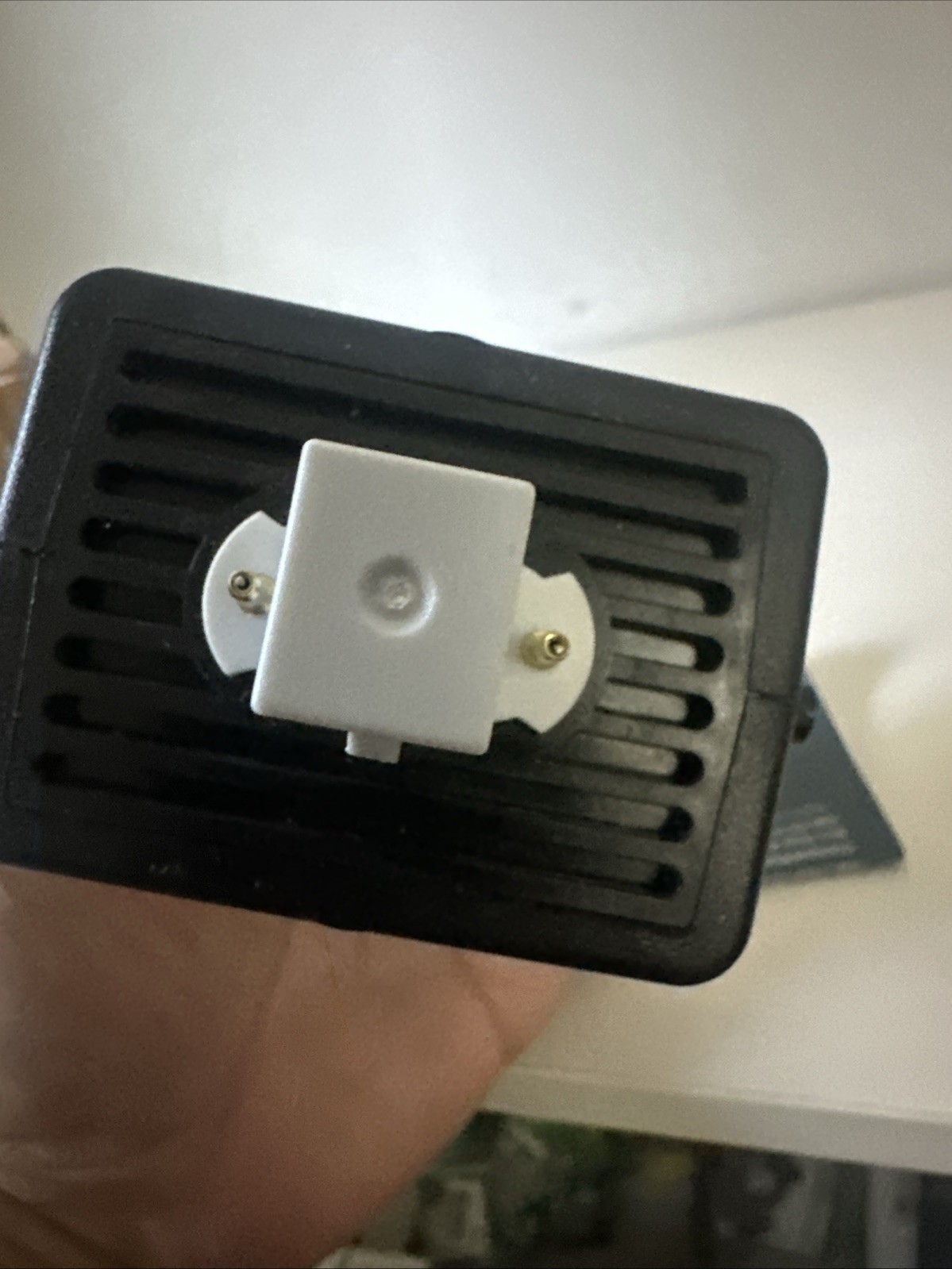 1 Unit Sub-Zero 7007067 Refrigerator Air Purification Cartridge New USA gallery