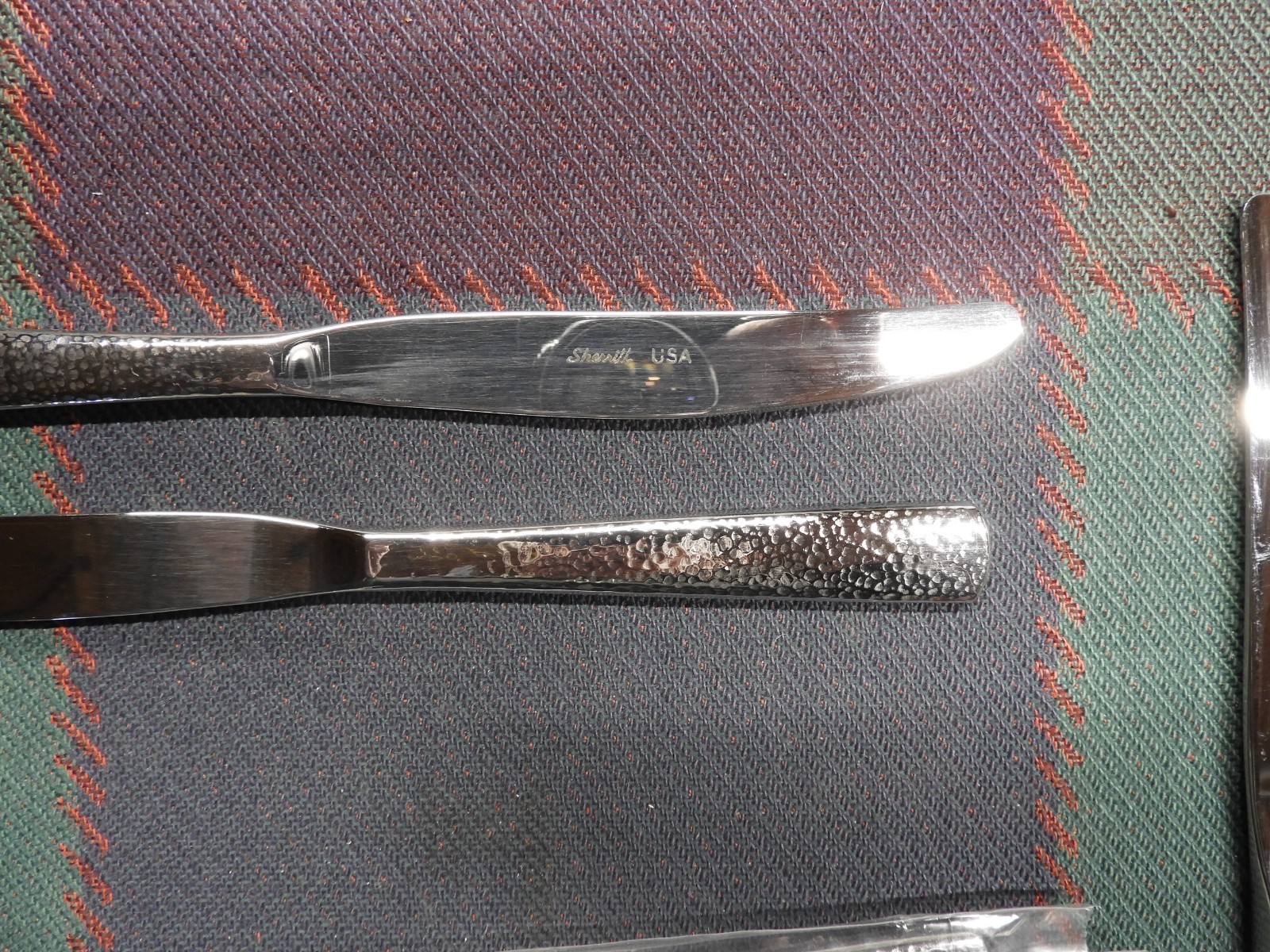 12 - Liberty Tabletop, USA - Pinehurst Dinner Knives (Solid Handle) - NEW 2nd gallery