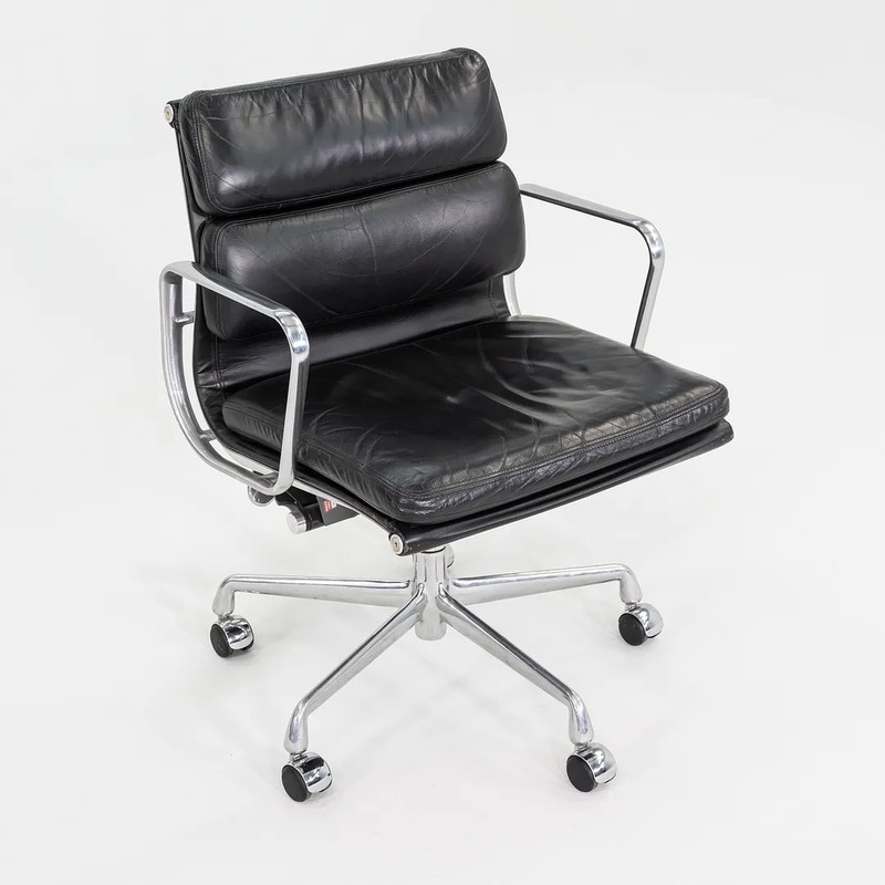 2003 Herman Miller Eames Soft Pad Management Desk Chair Black Leather 6x Avail gallery