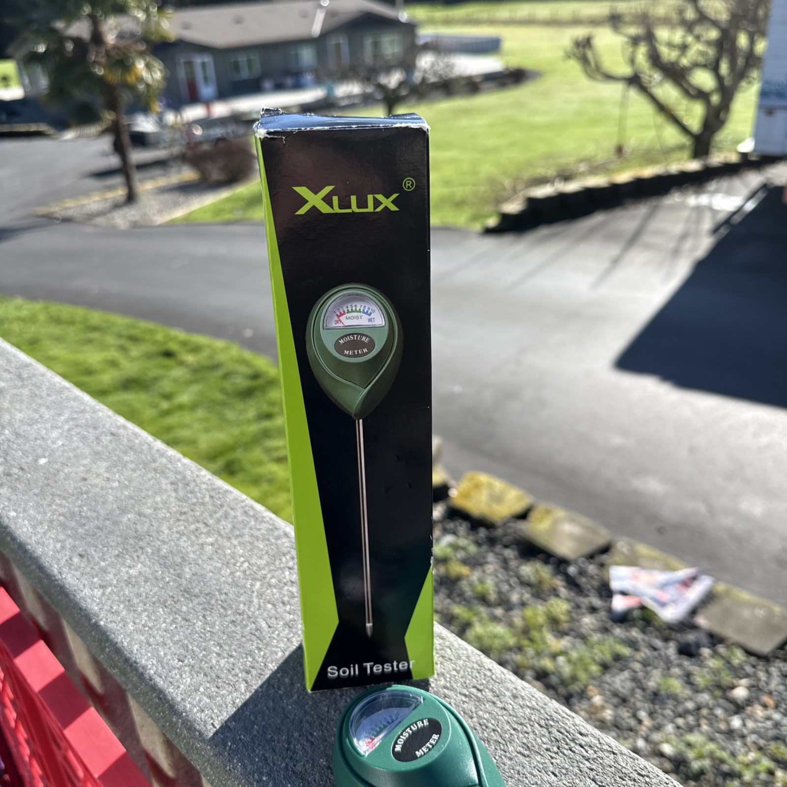 XLUX T0001 Soil Moisture Sensor Meter - Green No Batteries Required. gallery