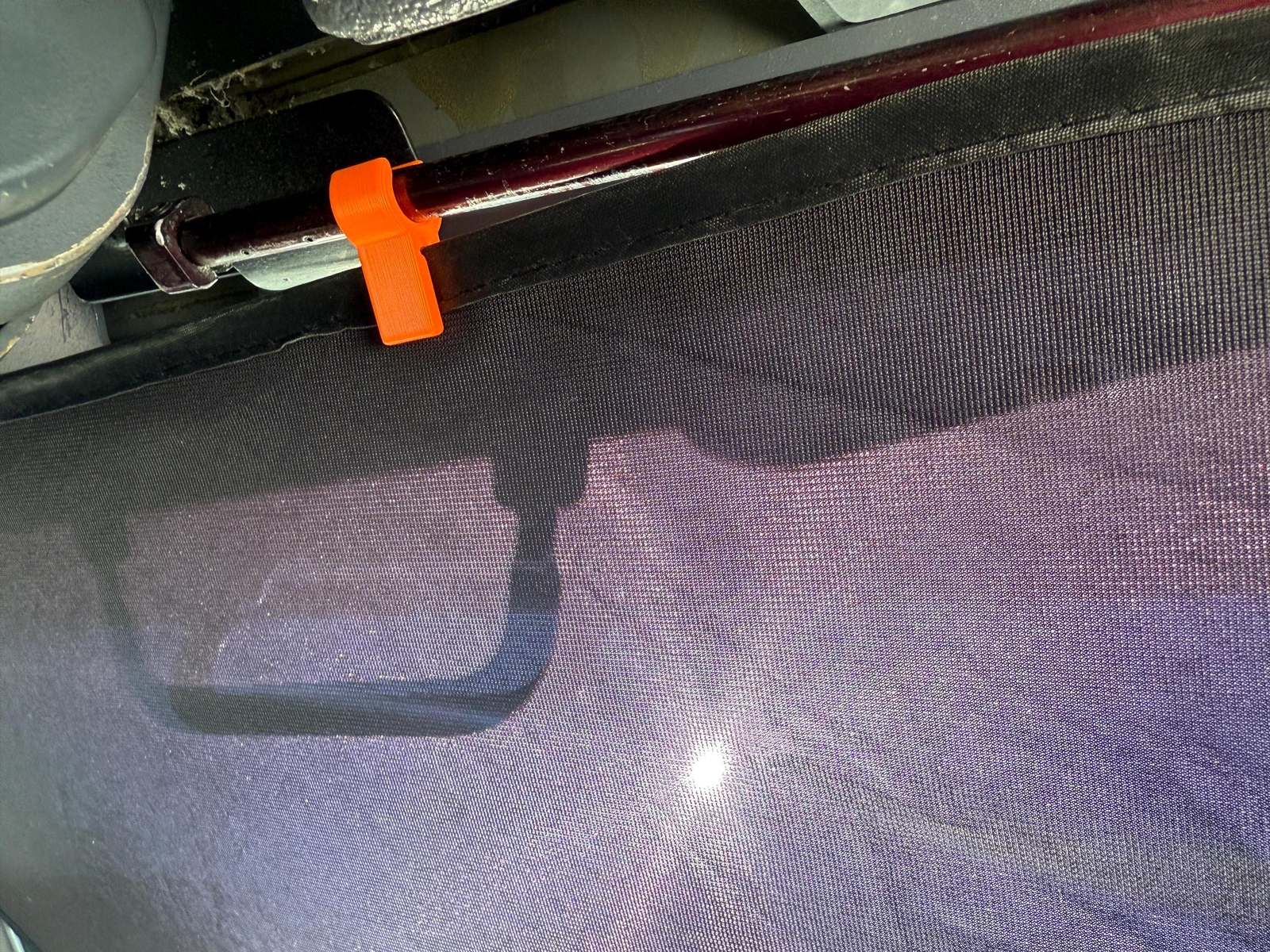 Kinder Fluff Window Shade Clips for Visor Rail on Boeing 737 and other Aircraft gallery