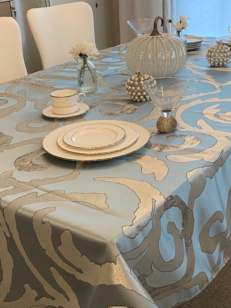 Festive Tablecloth Seemless Machine Washable and Dryable Home & Party Brand New gallery