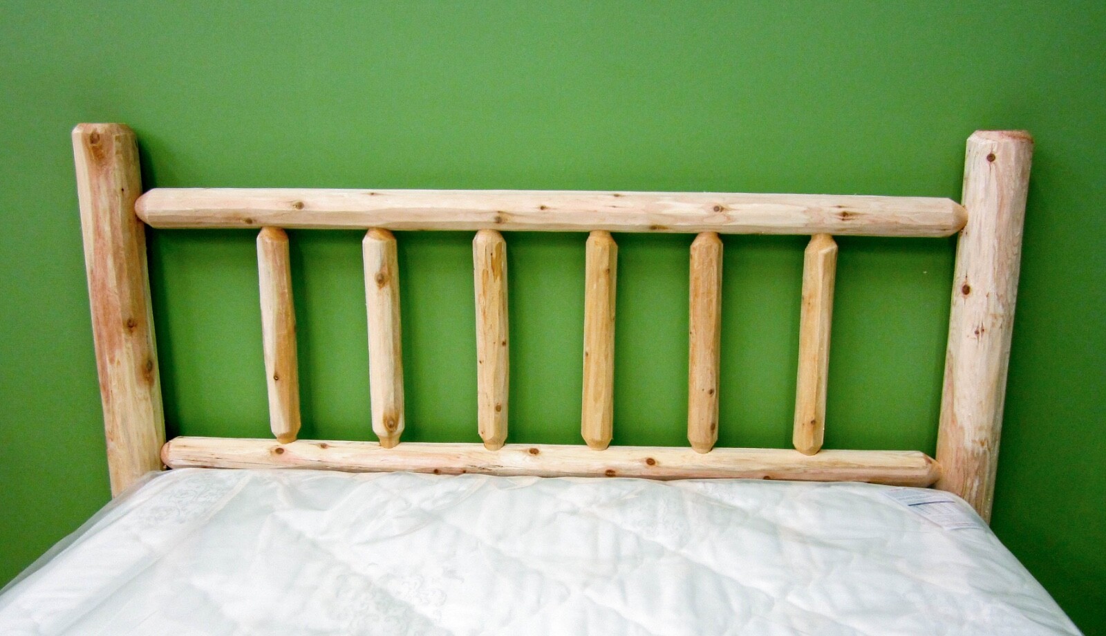 Handcrafted White Cedar Log Bed - Queen - Double Log Side Rails/Free Shipping gallery