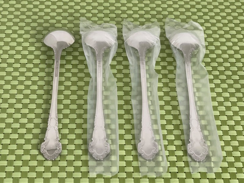 Reed & Barton RENAISSANCE Stainless 4 Iced Tea Spoons 18/10 Glossy Flatware gallery