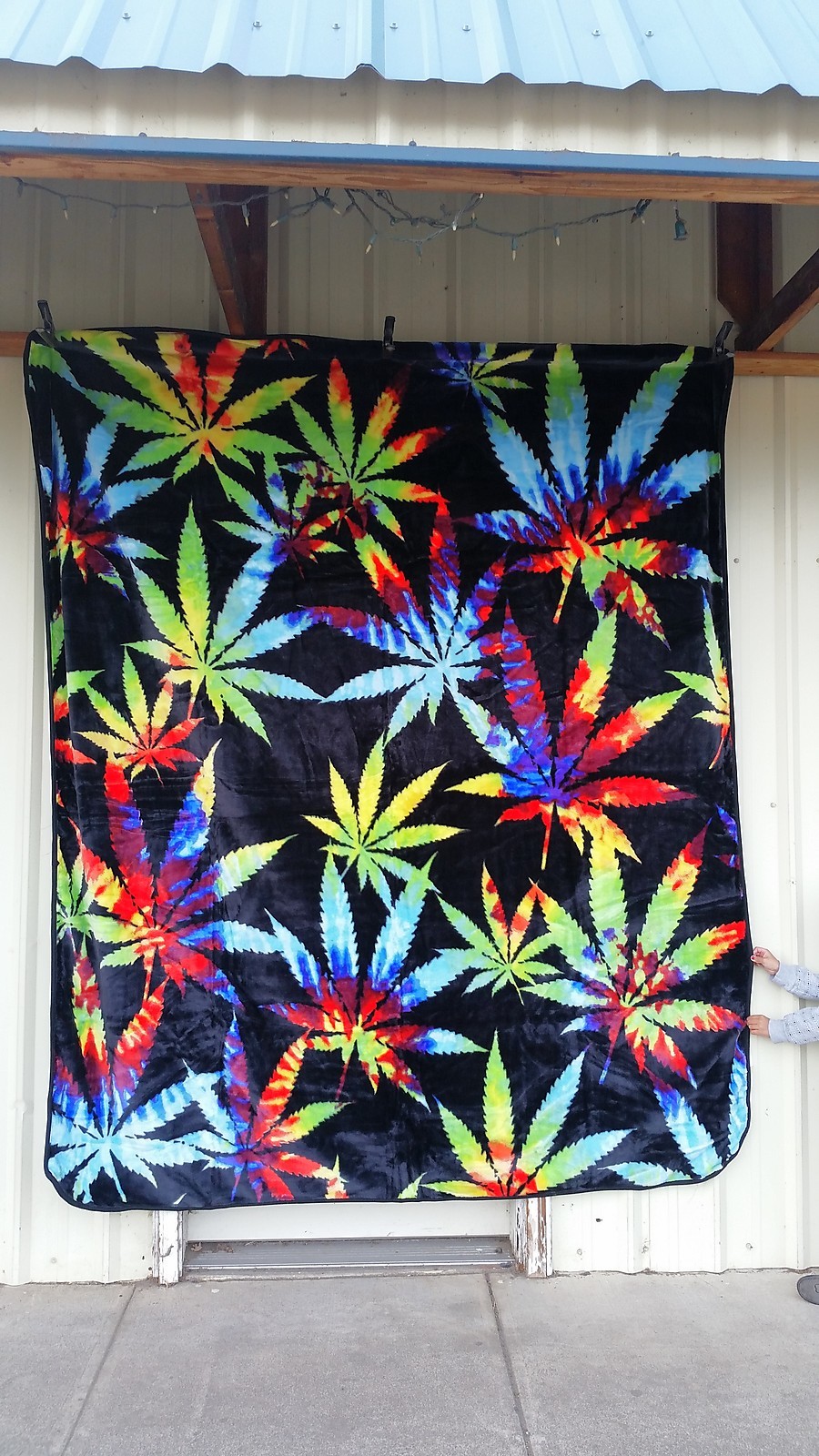 TYE DYE MARIJUANA LEAVES LEAF WEED CANNABIS POT QUEEN SIZE BLANKET gallery