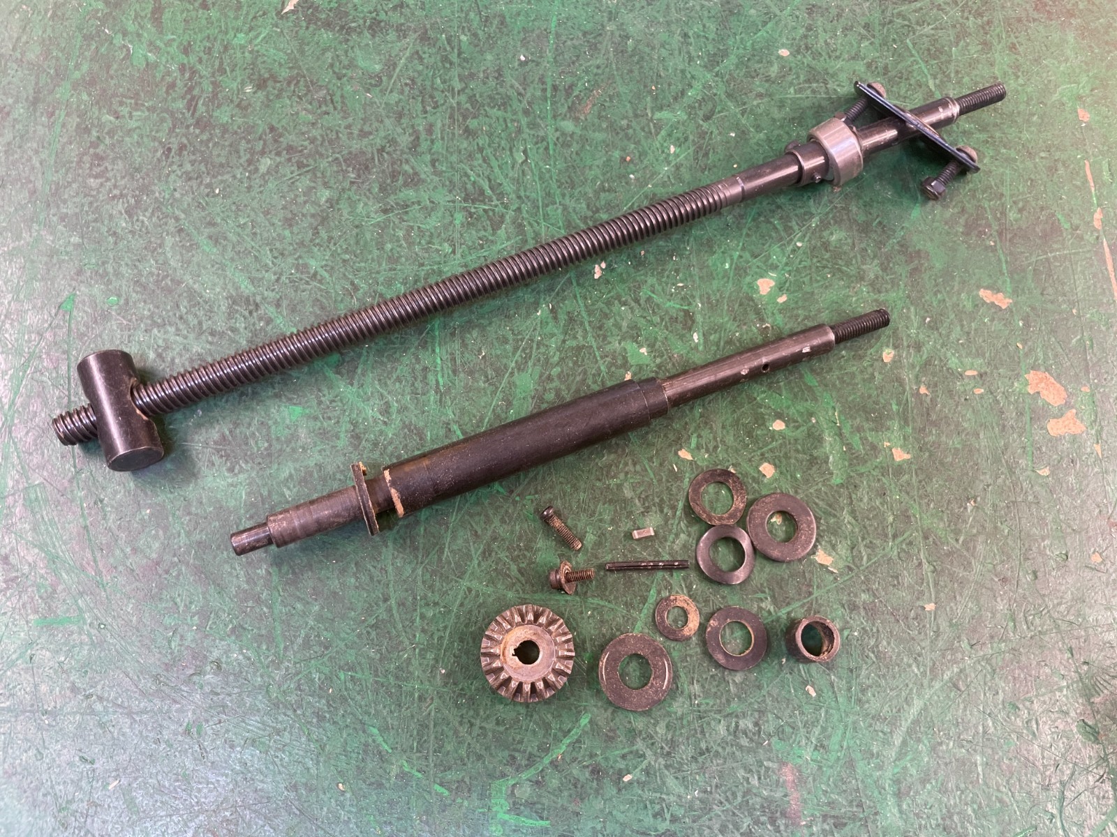 Delta 36-725 or 36-5000 Table Saw Threaded Bevel Rod Tilt Screw + Elevation Lift gallery
