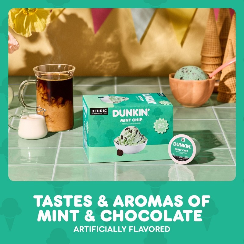 Dunkin' Mint Chip Flavored Dark Roast Keurig K-Cup Coffee Pods - 22ct gallery