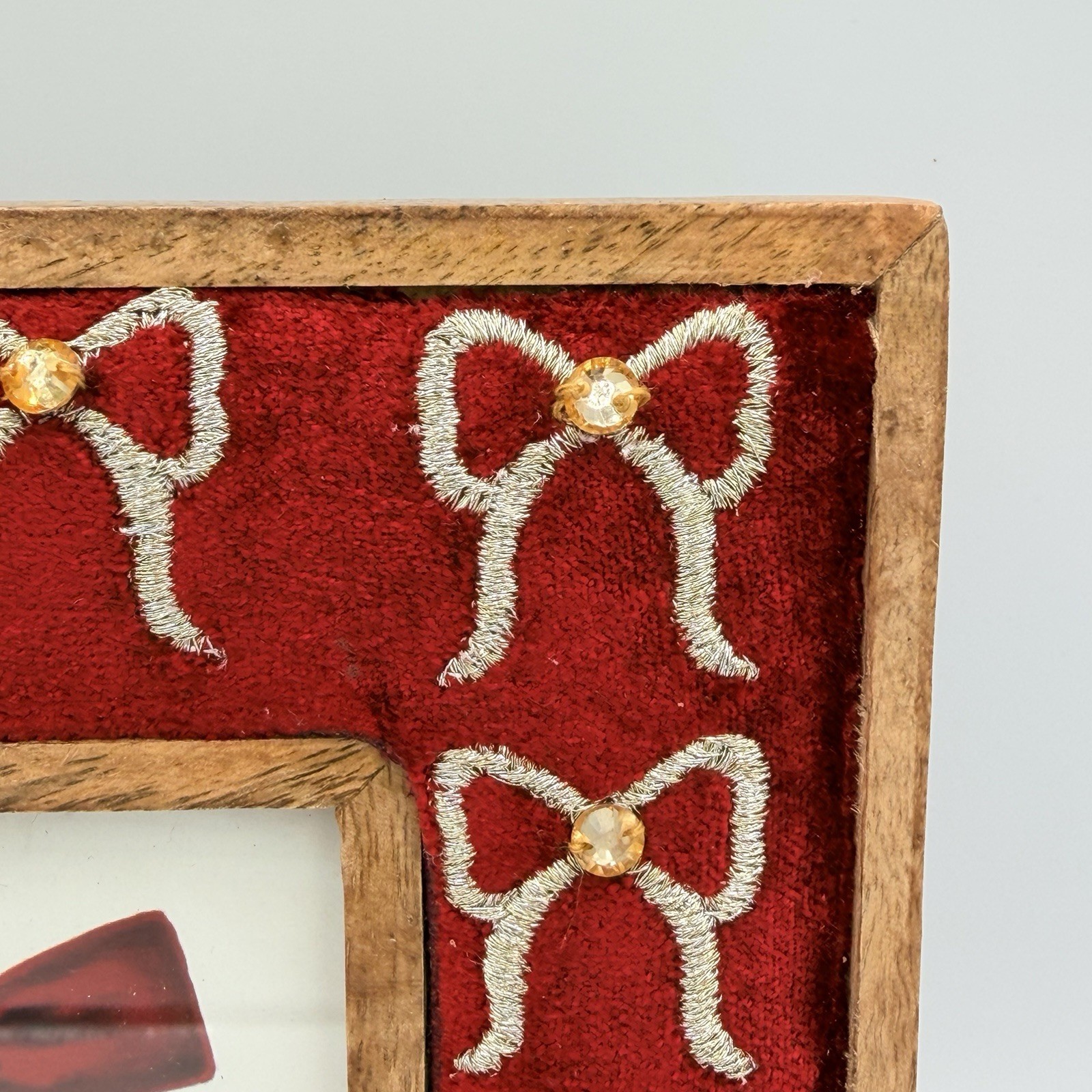Handcrafted Red Velvet Beaded Bow Picture Frame Wood Coquette Romantic Decor 4x6 gallery
