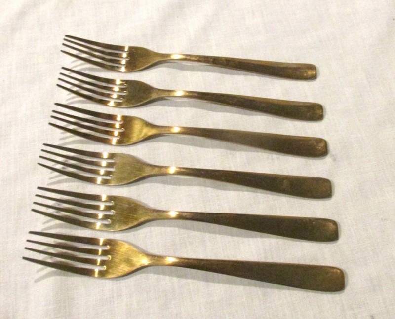Cambridge Gold Electroplated Stainless Dinner Forks - 6 gallery