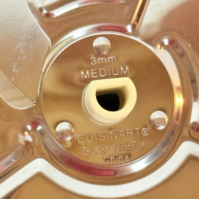 Two Cuisinart DLC-5 Food Processor Discs DLC-108TX Shred DLC-103TX Medium OEM gallery