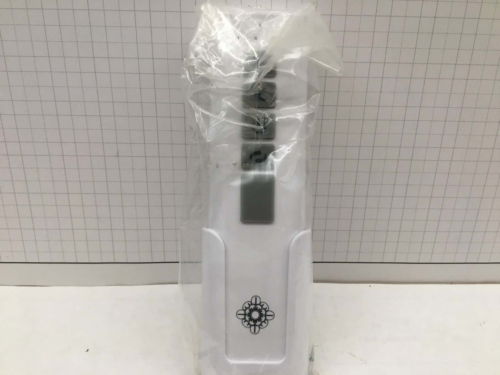 Monte Carlo Ceiling Fan Replacement Remote with Mount, 7RC04-CF100001 gallery
