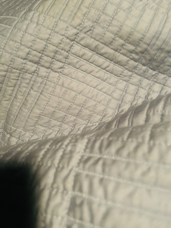 XL TWIN SPREAD FOR BED. ( LIGHT BLUE. )….. gallery