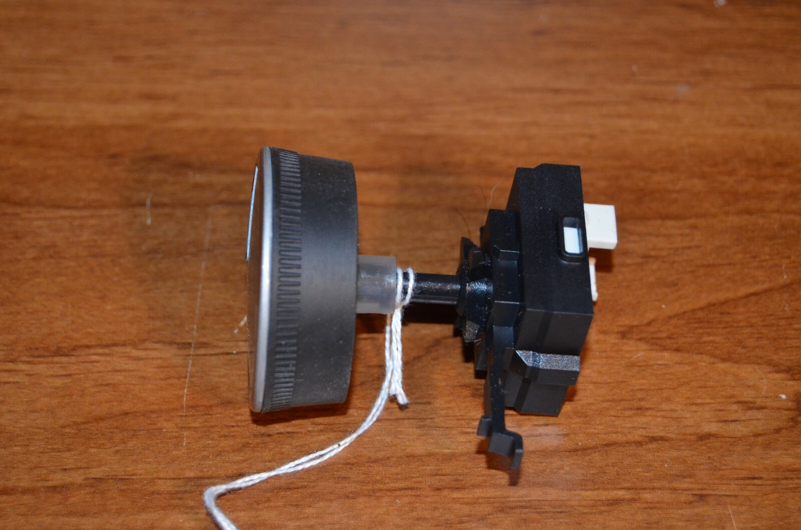 Whirlpool Washer temp Switch W10285512 gallery