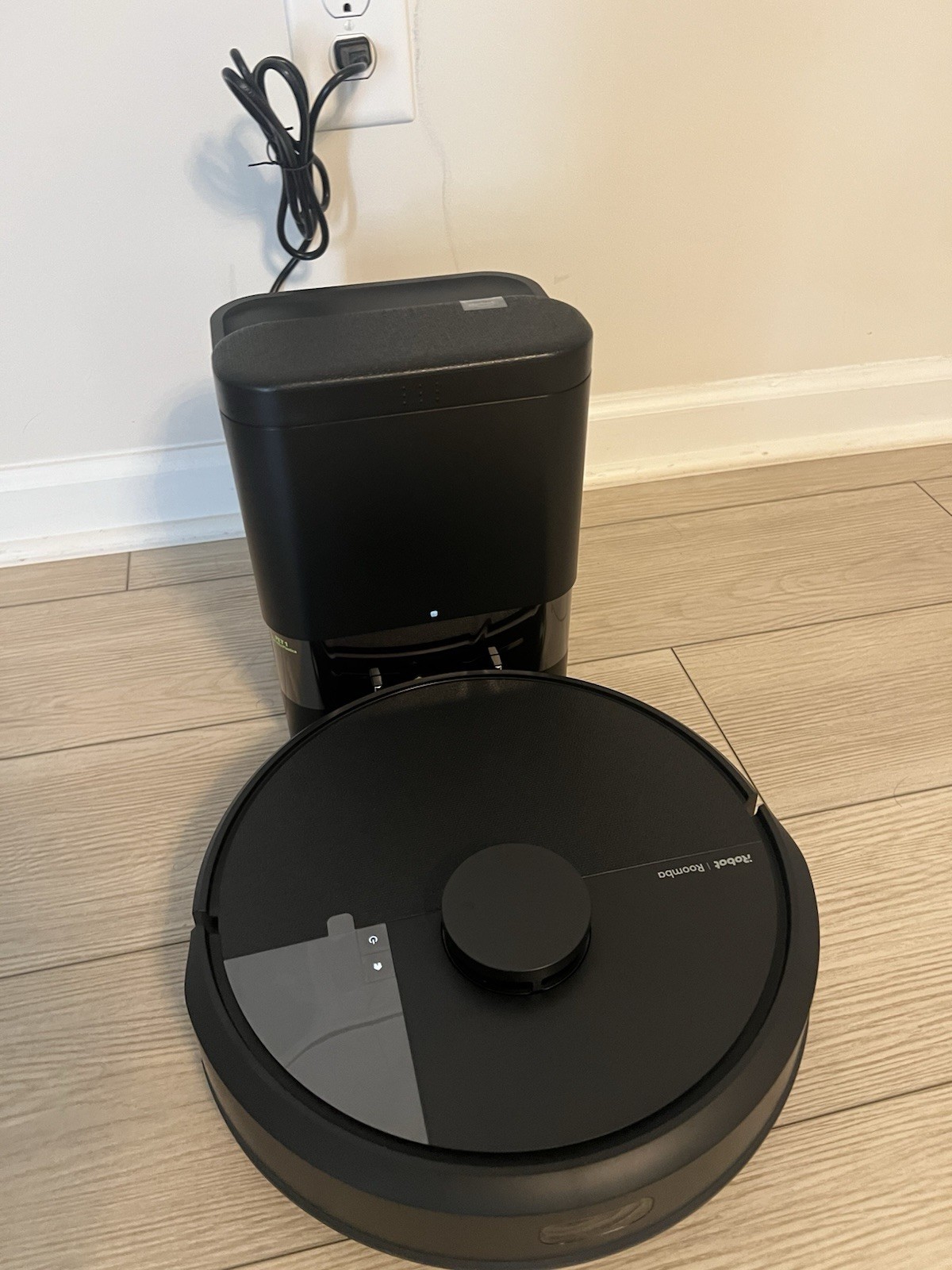 iRobot Roomba 104 Combo Robot Vacuum & Mop Auto Empty Dock WiFi with app gallery
