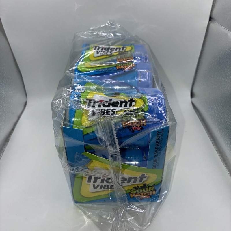 💥 Trident - Vibes Sour Patch Kids Blue Raspberry Chewing Gum - 6 bottles 240pcs gallery