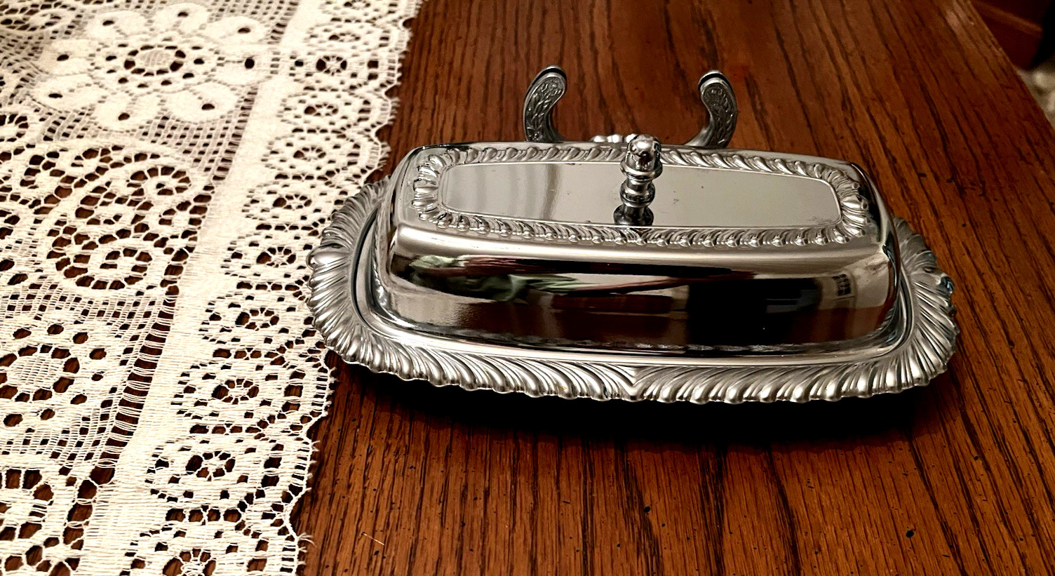 Irvinware Metal Butter Dish With Knife Holder Glass Tray Insert Vintage USA Made gallery