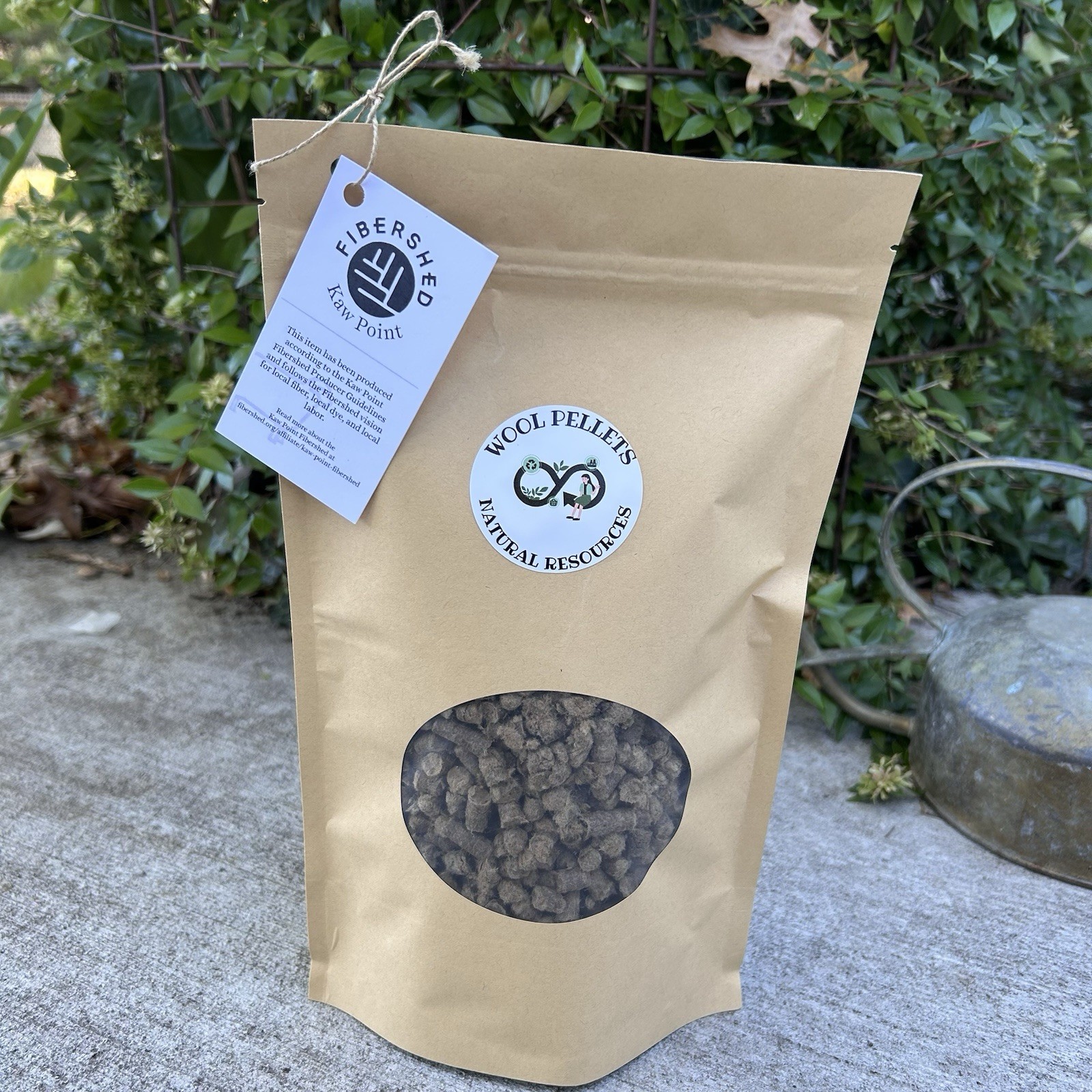 Wool Pellets-All-Natural Soil Amendment 1 Lb. Water 25% Less, Add Organic Matter gallery