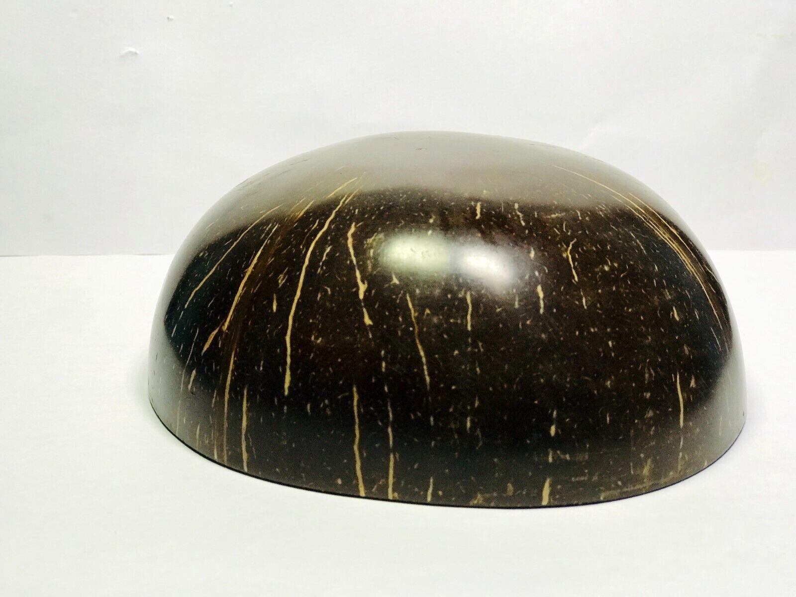 Eco Friendly Recycling Ceylon Handmade Natural Coconut Bowl (Only Sanded) gallery