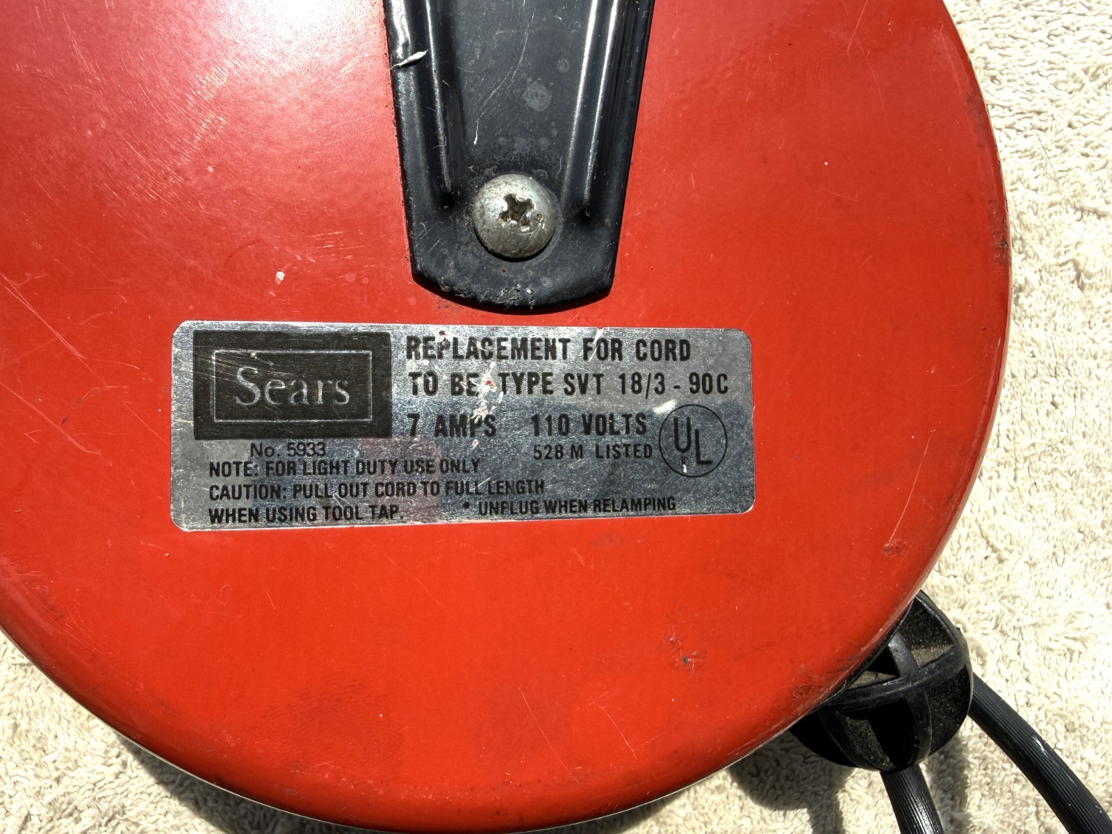 VINTAGE SEARS RETRACTABLE DROP LIGHT MODEL NO. 5933 gallery