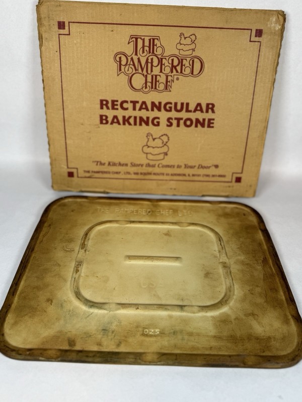 Pampered Chef 12 x 15 Flat, Rectangular Baking Stone. Pre-Owned gallery