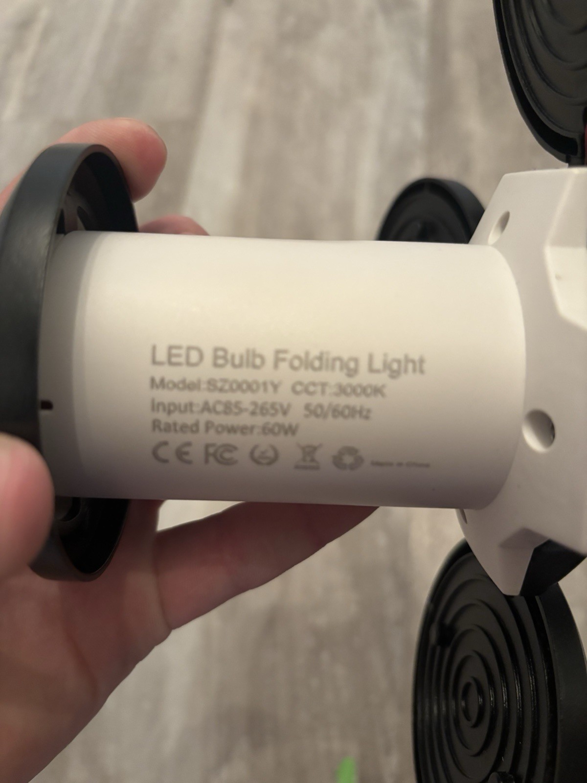 Foldable LED Bulb 60W Warm 2500-3000K CE 85-265V Model SZ0001Y gallery