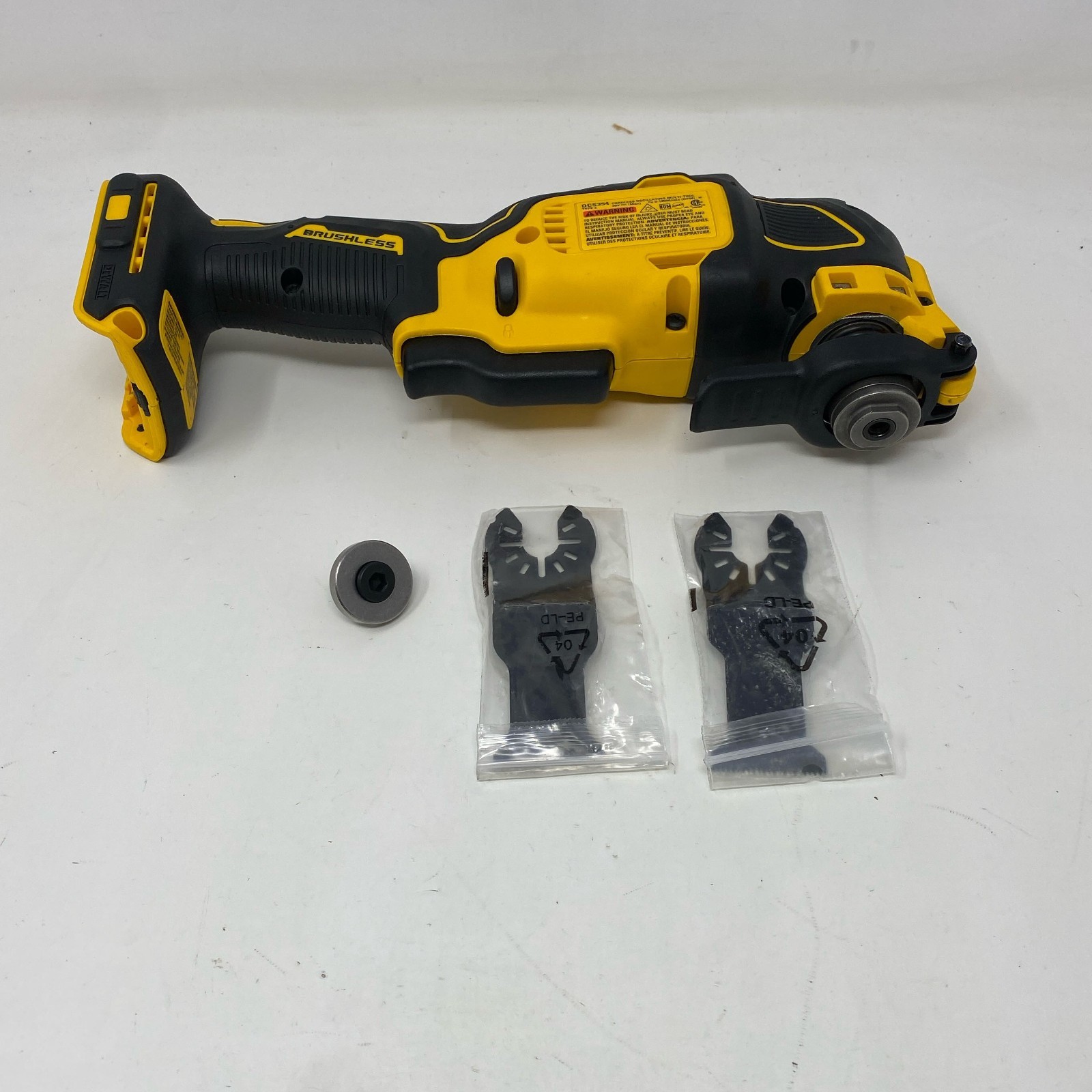 DEWALT ATOMIC 20V Brushless Oscillating Multi-Tool DCS354B (Yellow/Black) gallery