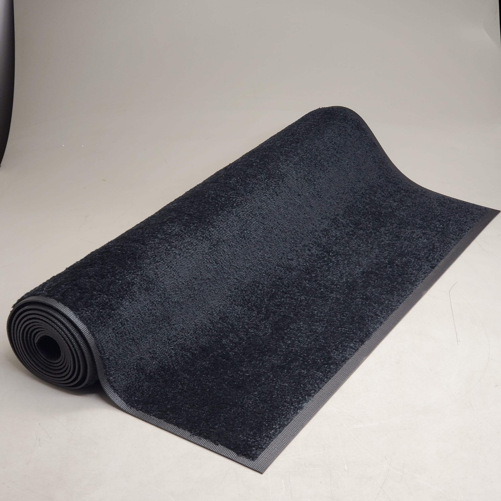 ALSCO Deluxe Carpet Mat 3'x10' Black gallery