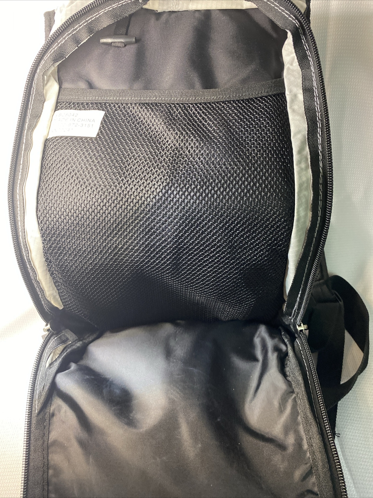Eddie Bauer Backpack Small Great Condition Blue 5
