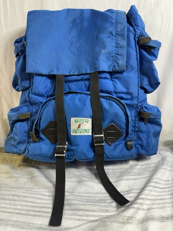 Vintage Ultimate Experience Camera Skiing Hiking Backpack Blue 2