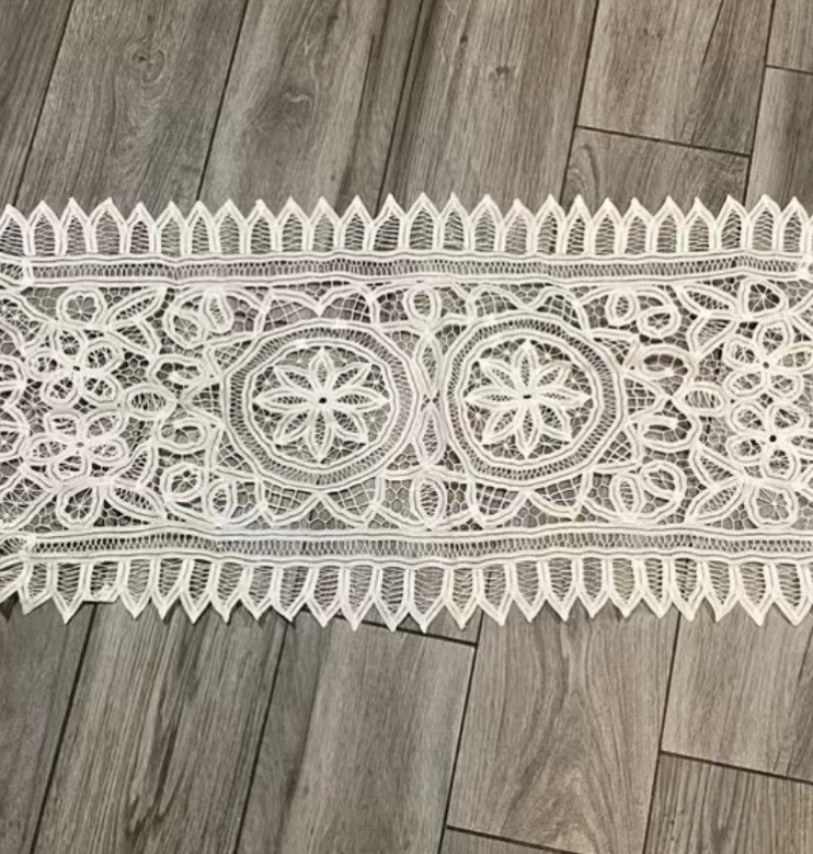 White Embroidered Floral Lace Rect Table Runner Victorian/Vintage . 14.5X34 gallery