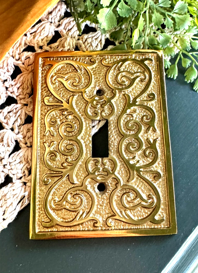 Antique-Gold Metal Single Toggle Light Switch Plate Wall Cover Ornate Scrolls gallery