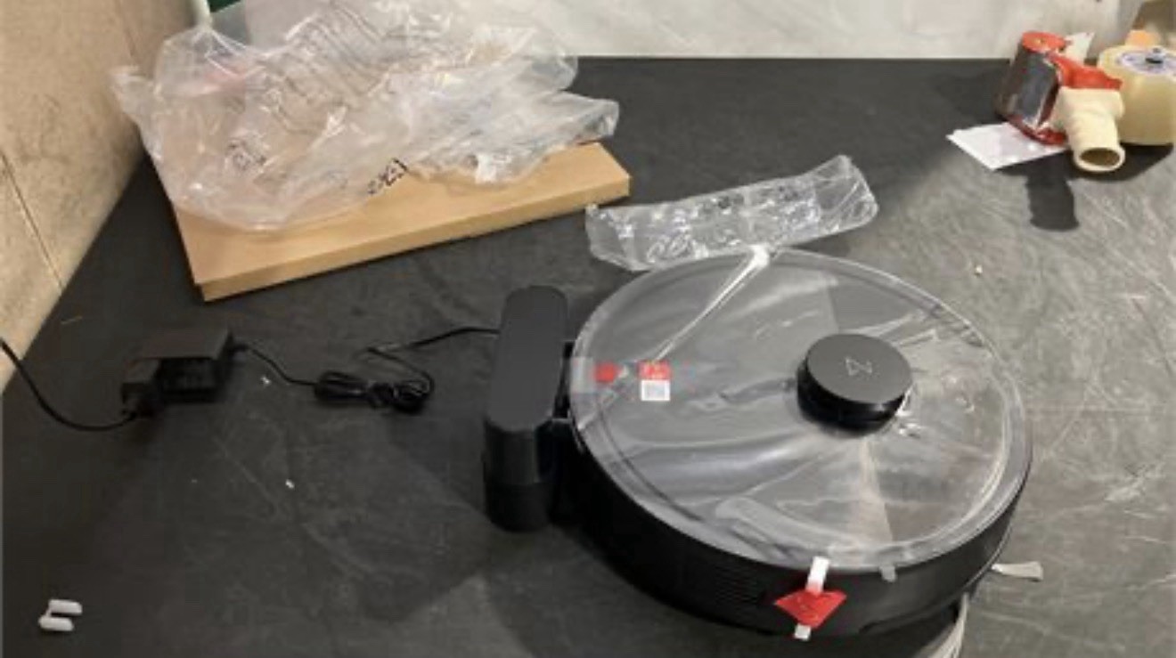 Roborock Q7 L5 Robot Vacuum & Mop Combo 8000Pa LiDAR WiFi App Control gallery