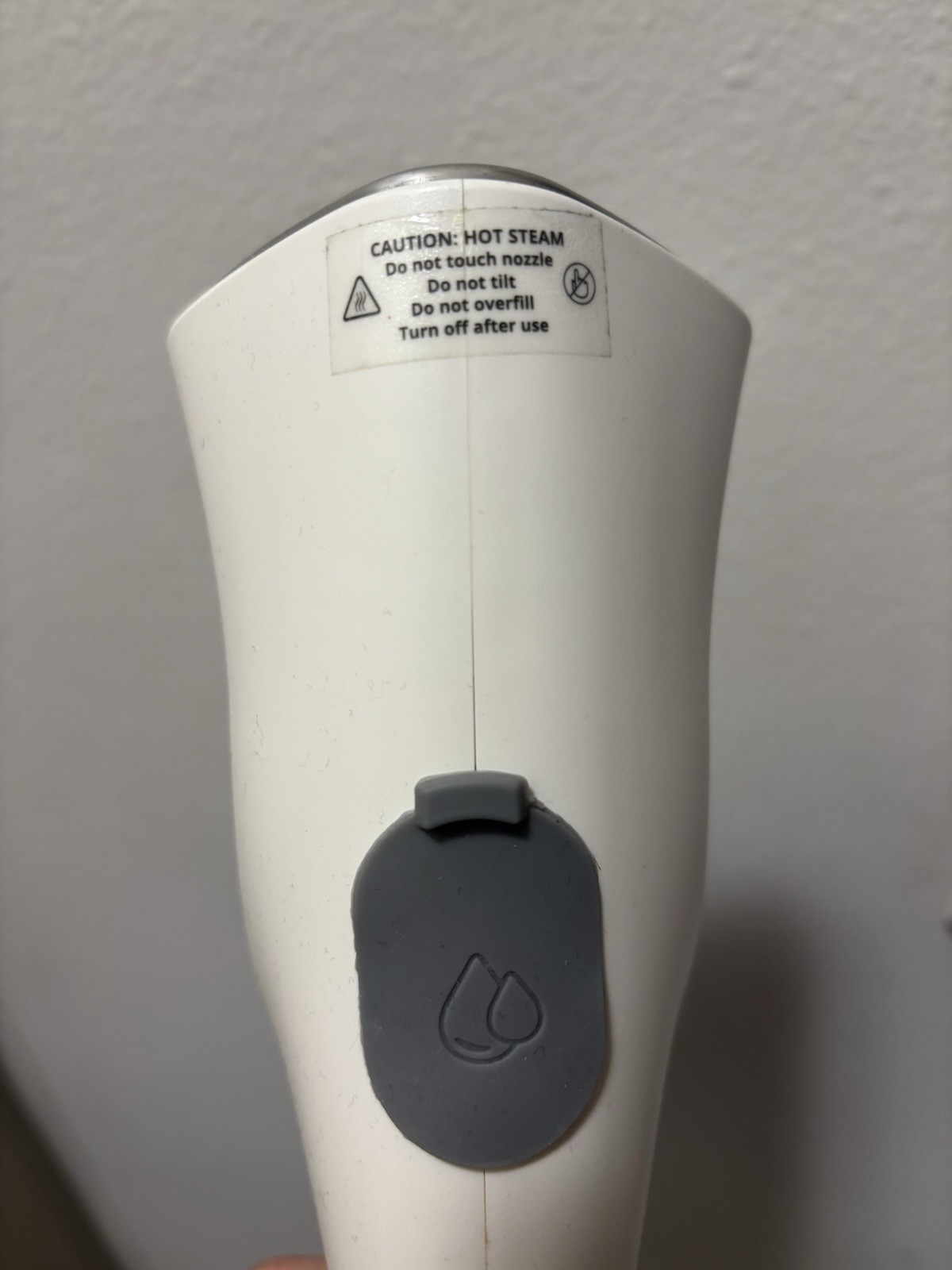 True & Tidy TS-38 Steam Iron White Comfort Handle Corded 800W 120V Garment gallery