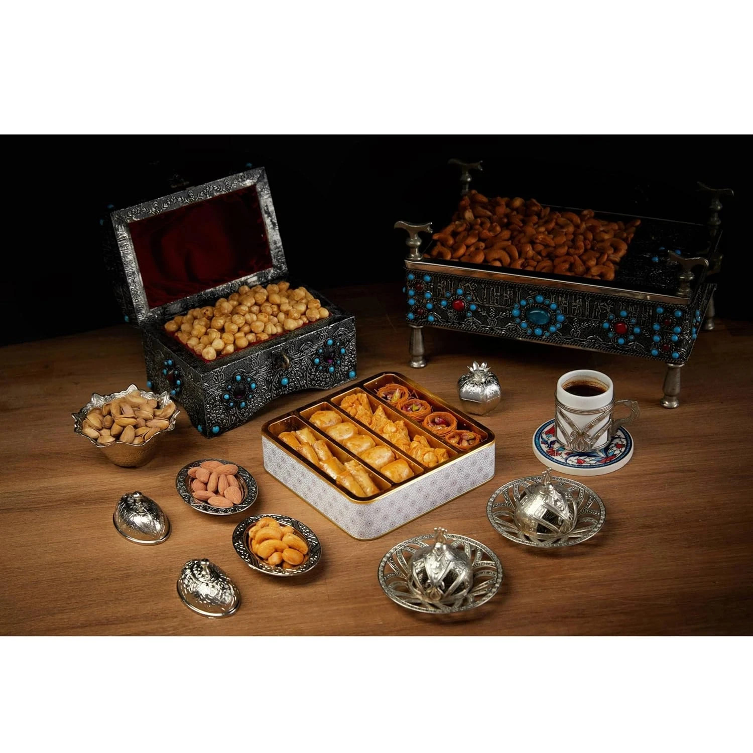 Premium Baklava Pastry Gift Box Traditional Turkish Desserts 250G Halal Treats gallery