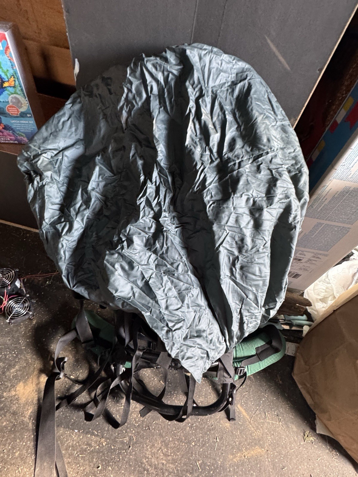 Back Pack With Rain Cover 3